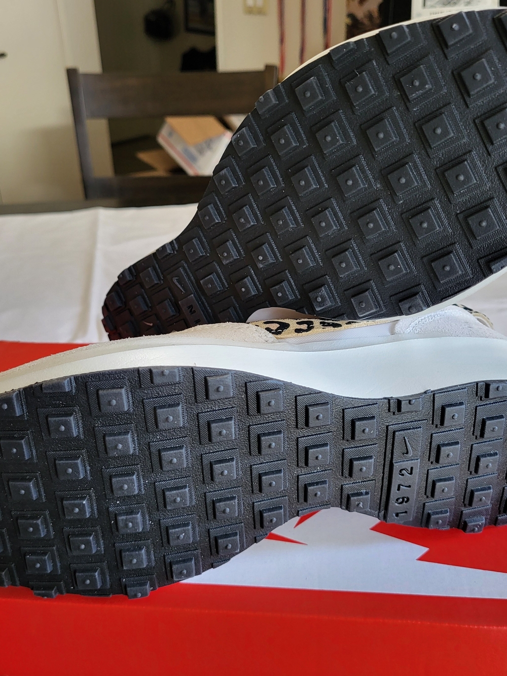 *NEW* Nike Waffle Debut White Leopard Print Women's Size 9 Men's Size 11.5 w/Box - Picture 7 of 8